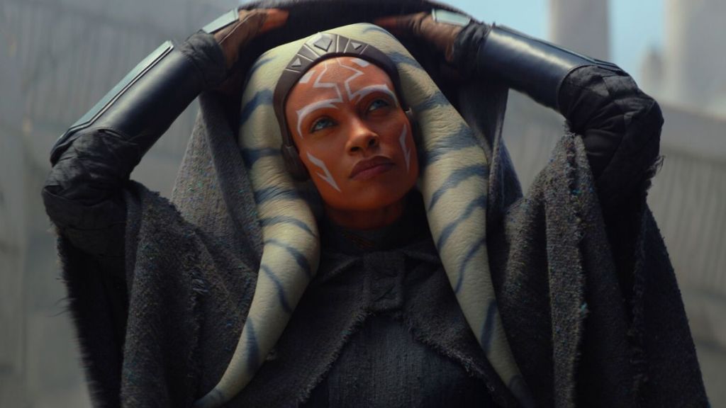 Ahsoka removing her hood.