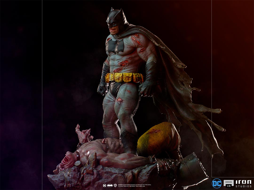 Iron Studios Dark Knight