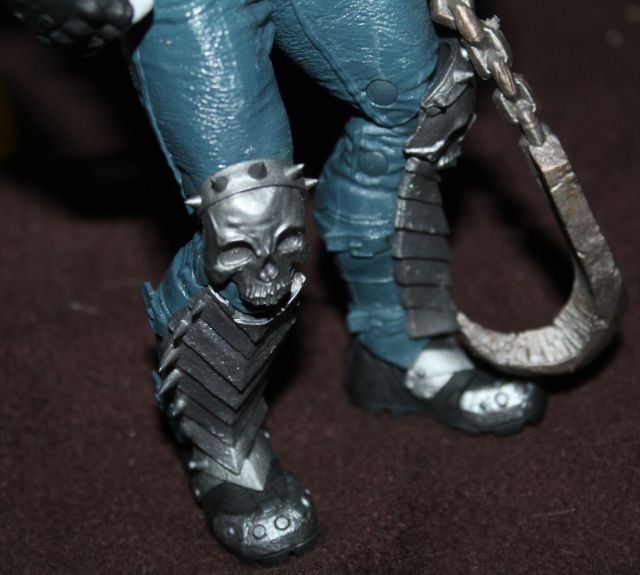 Lobo legs