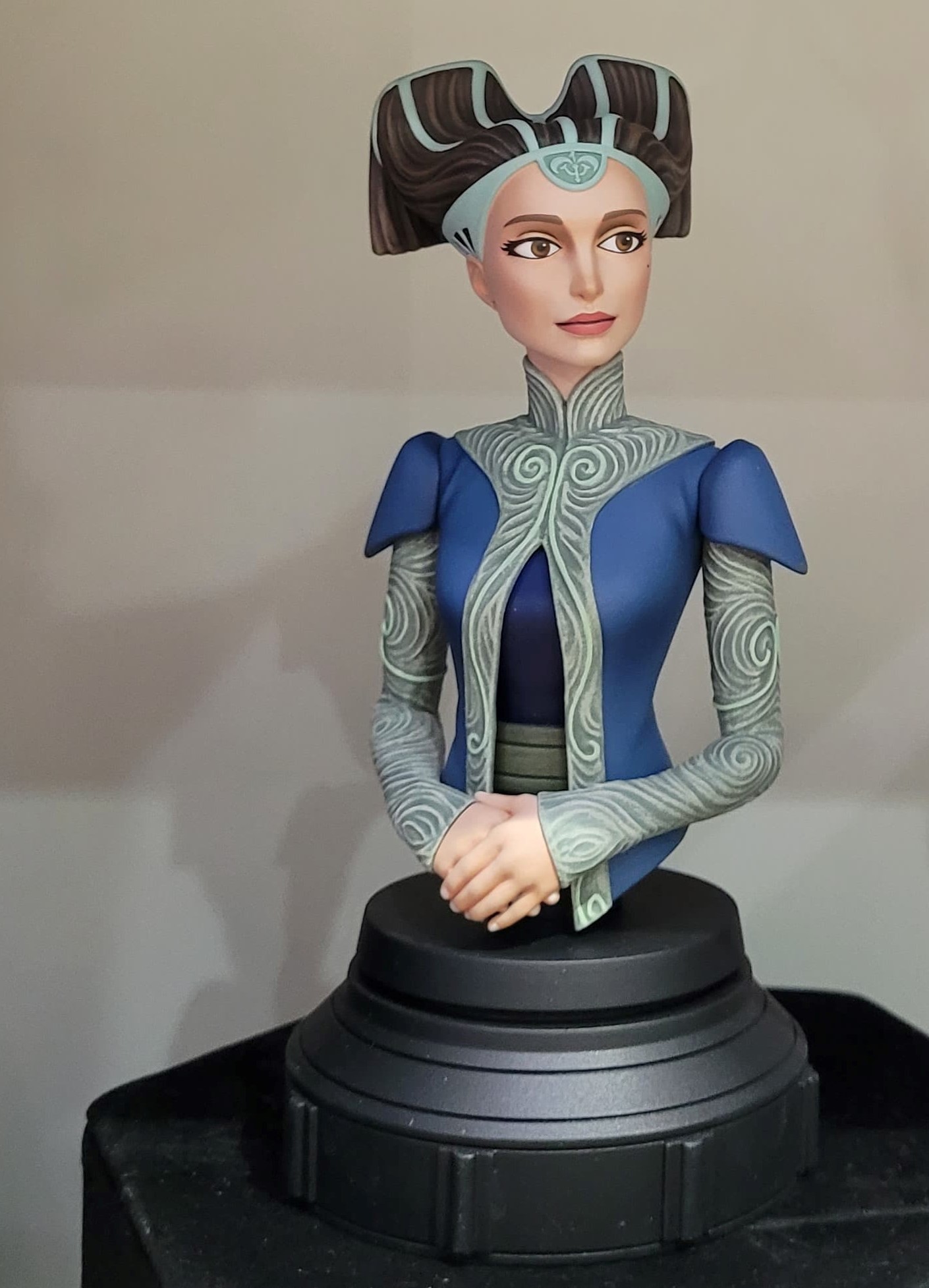 Clone Wars Padme mini-bust